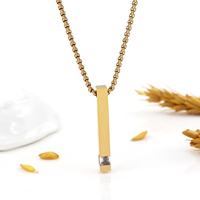 Collar con colgante de barra vertical grabado personalizado, collar de barra cepillada de oro grabable de acero inoxidable para niño y hombre, joyería grabada