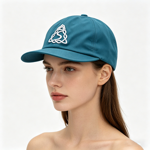 Gorra Unisex de 6 Paneles con Cierre a Presión, Bordado de Nudo Celta, Estilo Hip Hop Urbano, Tela de Lona - Product Image 1