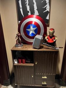 Accesorio <span class=keywords><strong>de</strong></span> <span class=keywords><strong>película</strong></span> <span class=keywords><strong>de</strong></span> alta calidad 1:1 tamaño Real <span class=keywords><strong>Thor</strong></span> Hammer Marvel Cosplay resina Prop <span class=keywords><strong>Thor</strong></span> Hammer - Product Image 6