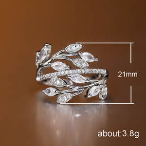 F1729 Anello in oro bianco con diamante taglio marquise, colore naturale G, romantico gioiello da sposa da donna - Product Image 6