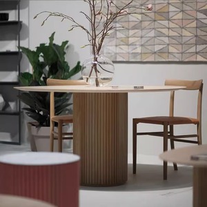 <span class=keywords><strong>Tavolo</strong></span> da Pranzo Nordico Moderno Scandinavo in Legno Massello Scanalato con Design Circolare Nero <span class=keywords><strong>per</strong></span> Uso Alberghiero Fatto a Mano Ecologico - Product Image 6