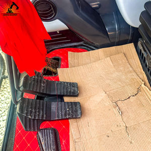 Excavadora Usada Komatsu PC240-8 de Tamaño Mediano, Robusta y Productiva, para Corte de Taludes y Excavación de Zanjas en Proyectos de Infraestructura - Product Image 5