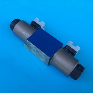 R900902940 4WRA6E30-2X/G24N9K4/V Control Hidráulico Proporcional Direccional NG6 de 315 Bar y 4 Vías para Uso Industrial - Product Image 4