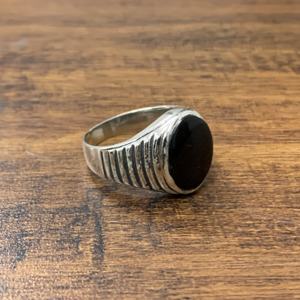 Jaipur อินเดียแหวนเงินแท้สีดำสำหรับผู้ชายดีไซน์เรียบง่ายทำมือ925 - Product Image 3