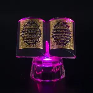 Atacado multicolorido led luz islâmica presentes cristal de vidro quran livro mini transparente cristal holy quran para presentes de casamento