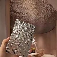 Film mural en PVC le plus vendu charbon de bambou placage de bois panneau métallique PET texture d'ondulation de l'eau chambre à coucher moderne salle d'école hôtel