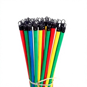 Balai moderne en bois recouvert de PVC avec tête souple Tampico, étanche, portable, écologique, design couleur pleine, balayette et pelle 2-en-1 - Product Image 1