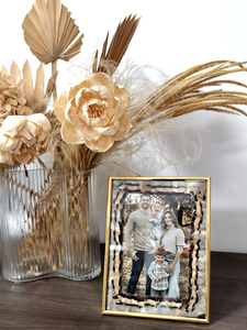 Vente en gros Cadre <span class=keywords><strong>photo</strong></span> de luxe en velours fait à la main avec plumes en métal pour fête Décoration murale de mariage Cadeau d'anniversaire Artisanat - Product Image 2