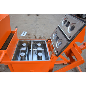 Machine à fabriquer des briques manuelle QMR2-40 en vente en Algérie, au Ghana, en Égypte, en Roumanie, au Nigéria, en Afrique du Sud, en Tanzanie, au Kenya, au Malawi, en Éthiopie - Product Image 6