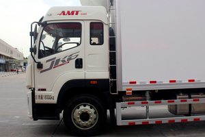 15 टन फाव डीजल प्रशीतित ट्रक नई स्थिति यूरो 2 उत्सर्जन 6x4 8x4 बाएं दाएं ड्राइव ट्रक रेफ्रिजरेटर - Product Image 5