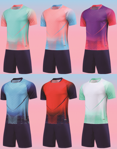 Hot Nieuw Design Hoge Kwaliteit Custom Sneldrogende Voetbal Kleding Goedkope Polyester Sublimate Mark Groothandel Voetbal Kleding - Product Image 4