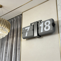 Nouvelle horloge murale automatique à quartz personnalisée pour entreprise, avec design simple en PVC et métal, pour la maison et le bureau