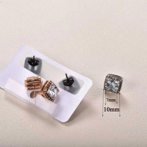 Boucles d'oreilles clous carrées en acier inoxydable plaqué or/or rose/noir avec halo de pierres précieuses, clous carrés en cristal pierre de naissance pour usage quotidien - Product Image 2