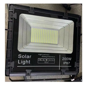 Projecteur LED solaire haute luminosité 200W, étanche IP65, corps en aluminium, batterie, 3-5 jours de pluie, certifié ROHS, utilisation en jardin - Product Image 5