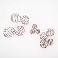 Boules de ressort hélicoïdal en acier inoxydable 304 personnalisées Ressort Compression Stirs Milkshake Cups Shaking Cups Boules de ressort