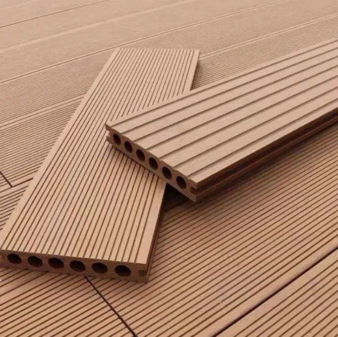 Resistente a la intemperie 138*23 a prueba de agua de larga duración de madera de plástico cubierta compuesta tableros de suelo para Patio al aire libre