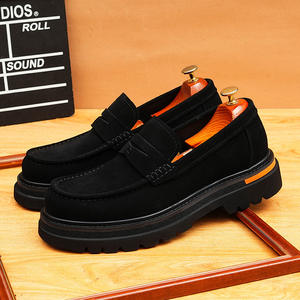 รองเท้าหนังเคลือบเงาหัวแหลมสำหรับผู้ชาย รองรับอุ้งเท้า ระบายอากาศได้ดี น้ำหนักเบา พร้อมเทคโนโลยีกำจัดกลิ่น เหมาะสำหรับงานต่างๆ - Product Image 1