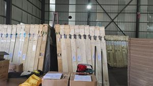 <span class=keywords><strong>Prix</strong></span> d'usine en Chine pour le revêtement de terrain de <span class=keywords><strong>padel</strong></span> et la toiture de terrain de <span class=keywords><strong>padel</strong></span>, <span class=keywords><strong>construction</strong></span> personnalisée de terrain de tennis de <span class=keywords><strong>padel</strong></span> intérieur - Product Image 3