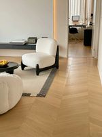 Suelo de madera de Chevron de madera de roble europeo sólido Suelo de parquet de espiga de punto húngaro