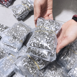 Cristales de Cristal Rojo Sol, Nuevos Colores, SS16 SS20 SS30, Sin Fijación en Caliente, Parte Posterior Plana, Sueltos, para Decoración de Fundas de Teléfono, Bolsos, Ropa, Zapatos, Manualidades - Product Image 1