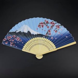 Abanico Plegable de Bambú con Tela de Seda Sintética Negra, Diseño de Arte Folclórico Tallado y Pintado, Elegante para Festivales, Bodas, Fiestas, Recuerdos para Bebés - Product Image 5