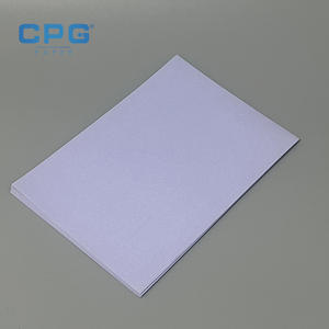 Papier cartonné de couleur personnalisé par le fabricant, 300 g/m², pour cartes de visite, cartes de vœux, papier artistique brillant - Product Image 1