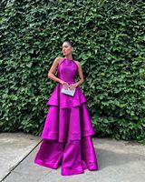 Mily nupcial ML008 púrpura Halter satén vestidos de noche fuera del hombro escalonado con vestidos de noche sin mangas Arabia Saudita
