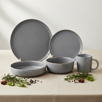 Service de table en céramique gris classique 4 pièces |   Lave-vaisselle et micro-ondes compatibles |   Assiettes, bols et tasses de qualité supérieure