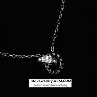 Collar de Eslabones Entrelazados para Hombre, Chapado en Acero Inoxidable Resistente al Deslustre, con Cierre con Acentos de Circonita Cúbica 5A, Lujo Discreto, Hipoalergénico