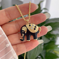 Collier Pendentif Éléphant en Cuivre Plaqué Or 18K avec Perles de Zircon, Style Européen et Américain Vintage, Chaînes Classiques et Tendance
