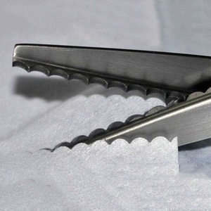 3 5 7mm <span class=keywords><strong>Ciseaux</strong></span> de couture à bords festonnés <span class=keywords><strong>Ciseaux</strong></span> de coupe-tissu <span class=keywords><strong>Ciseaux</strong></span> de couture professionnels - Product Image 5