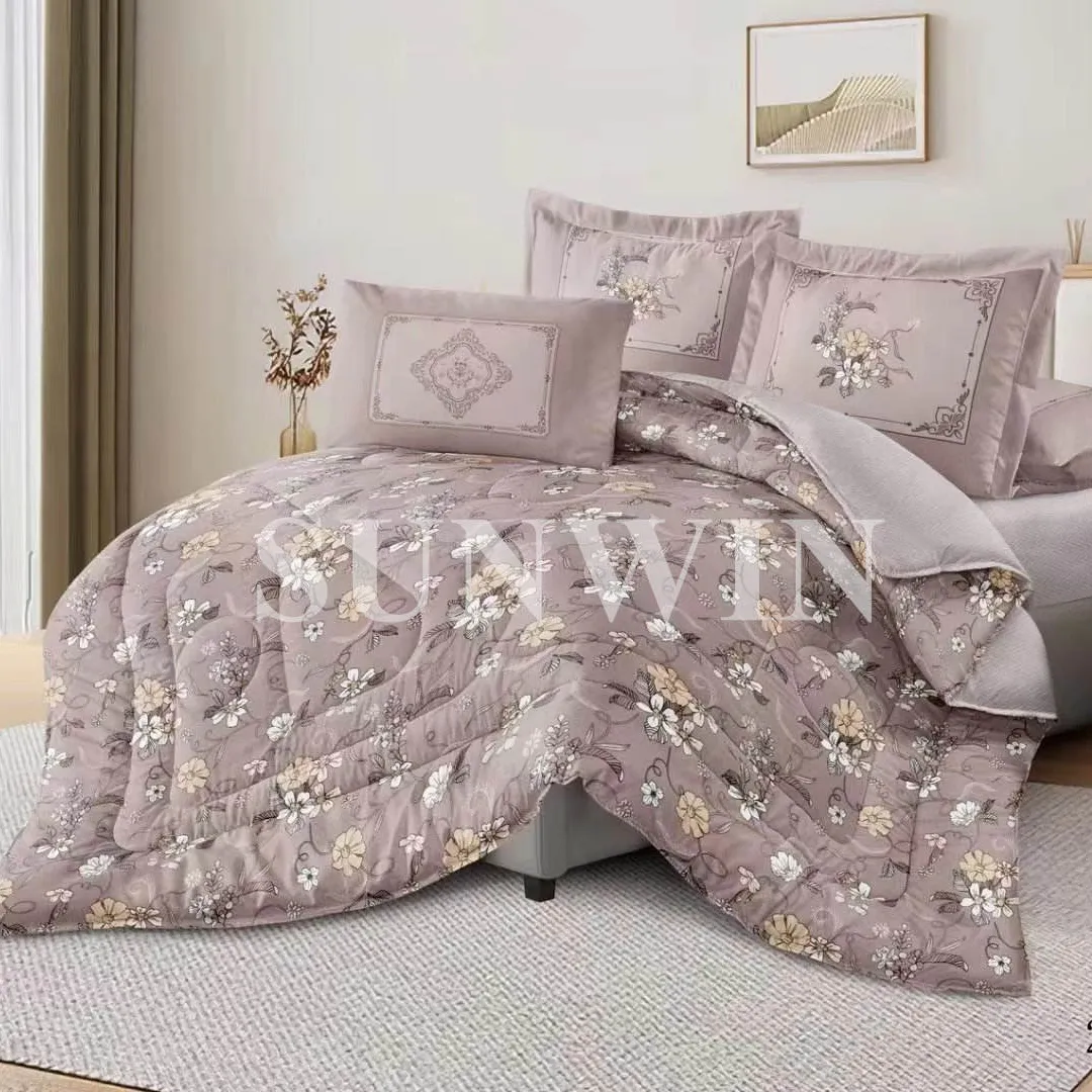 Toptan kraliçe çarşaf seti lüks tasarımcı yorgan yatak setleri konforlu yatak örtüsü seti 7 parça