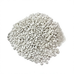 Masterbatch de remplissage 3 x 3 CaCO3 PE PP pour le moulage par soufflage et l'injection, blancheur et luminosité pour sacs de courses - Product Image 4