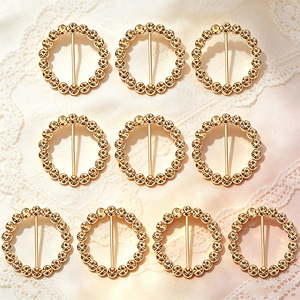 Boucles de foulard circulaires dorées en strass tendance pour hijab, châle et accessoires de cou - Product Image 4