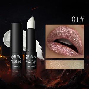 Rossetto opaco Non appiccicoso con effetto diamante scintillante per il trucco vampiro di Halloween e abbigliamento per tutto il giorno - Product Image 5