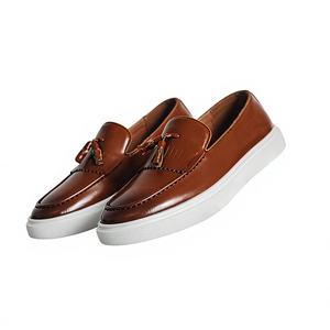 Chaussures décontractées à enfiler pour hommes, nouveau modèle, avec pompons, en caoutchouc de qualité supérieure, mocassins confortables pour l'automne - Product Image 1