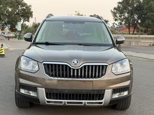 Voitures d'<span class=keywords><strong>occasion</strong></span> <span class=keywords><strong>SKODA</strong></span> <span class=keywords><strong>YETI</strong></span> 1.8TSI DSG Elegance - Product Image 3