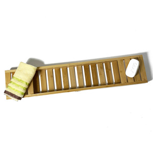 Étagère de bain en bambou avec porte-savon et porte-serviettes pour salle de bain - Product Image 4