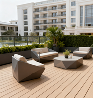 Verbund-Terrassendielen Feuchtigkeitsbeständig Termitenresistent Hergestellt aus 60% Holzfaser 30% HDPE für Gartenwege Co-Extrusions-Struktur