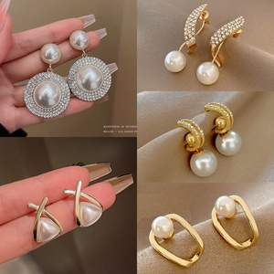 60 Modelli <span class=keywords><strong>di</strong></span> Orecchini a Perno in Argento 925 Ipoallergenici <span class=keywords><strong>con</strong></span> Perle, Cuori e Fiori, Placcati in Oro 18k, Orecchini alla Moda per Signore - Product Image 4