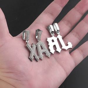 Collier personnalisable unisexe en cuivre avec pendentif lettre en zircon incrusté de pierres, nom personnalisé, pour hommes et fêtes chrétiennes - Product Image 2