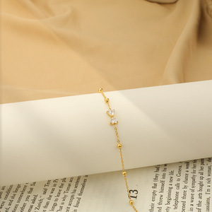 Pulsera minimalista <span class=keywords><strong>de</strong></span> acero inoxidable chapada en <span class=keywords><strong>oro</strong></span> <span class=keywords><strong>de</strong></span> 18K sin deslustre, pulsera con abalorio <span class=keywords><strong>de</strong></span> cuentas <span class=keywords><strong>de</strong></span> lazo <span class=keywords><strong>de</strong></span> circón blanco a la moda <span class=keywords><strong>para</strong></span> mujeres y <span class=keywords><strong>niñas</strong></span> - Product Image 3