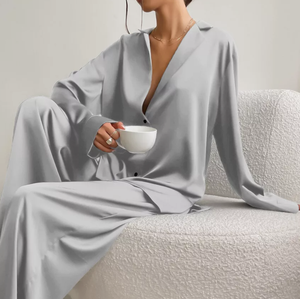 <span class=keywords><strong>Pigiama</strong></span> da donna Casual a <span class=keywords><strong>manica</strong></span> <span class=keywords><strong>lunga</strong></span> traspirante in due pezzi Set loungwear abbigliamento da notte elastico in vita personalizzabile ODM - Product Image 1