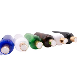 MUESTRA GRATUITA - Botella de Plástico Vacía para Champú o Loción de 4oz, 8oz, 16oz con Tapa de Disco Dorada/Plateada/Blanca/Negra, Recargable, PET - Product Image 5