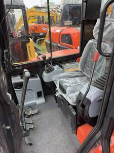 Excavatrice Kubota 185 d'occasion de 8 tonnes, machine d'occasion japonaise KX185 KX185-3, mini-excavatrice Kubota - Product Image 6