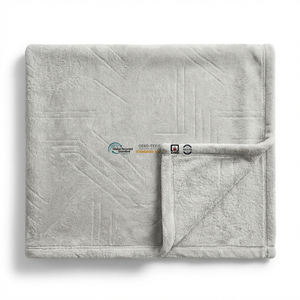 ผ้าห่มกำมะหยี่ 3 มิติ แบบขายส่ง สำหรับโรงแรมและอสังหาริมทรัพย์ให้เช่า เนื้อนุ่ม อุ่นสบาย พร้อมอุปกรณ์เครื่องนอน - Product Image 1