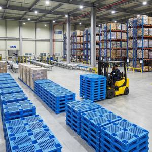 Palette en plastique économique européenne en HDPE, 1200x1000x140mm, 9 pieds, 4 voies, empilable, légère, à grille - Product Image 5