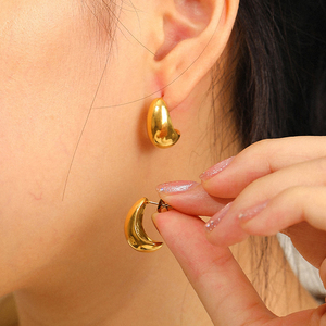 EManco-<span class=keywords><strong>Pendientes</strong></span> <span class=keywords><strong>de</strong></span> aro gruesos para mujer, aretes sencillos, <span class=keywords><strong>de</strong></span> acero dorado, joyería <span class=keywords><strong>de</strong></span> moda, <span class=keywords><strong>de</strong></span> acero inoxidable, redondos, lisos y gruesos - Product Image 3