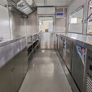 Remorques mobiles pour la restauration rapide, les fruits de mer et les hot-dogs, entièrement équipées, en aluminium, fibre de verre et acier inoxydable, de la marque Blackser Custom Street, résistantes à la rouille. - Product Image 5