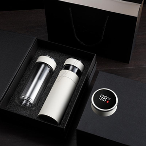 En gros, ensemble de bouteilles isothermes en acier inoxydable avec affichage numérique, comprenant un gobelet à café, une bouteille d'eau et un ensemble en verre avec infuseur à thé - Product Image 1